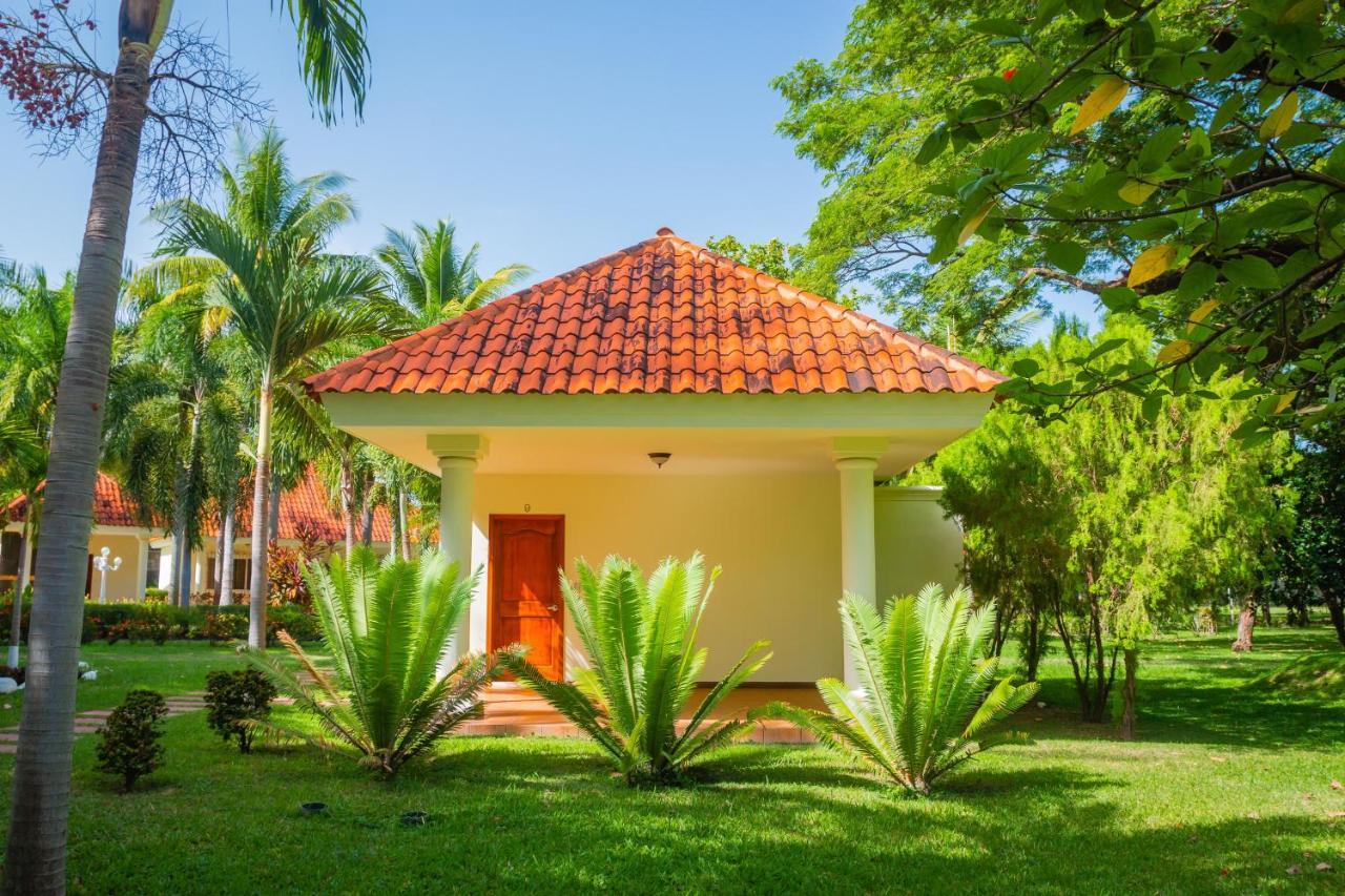 Pato Canales Hotel & Resort San Luis Zewnętrze zdjęcie